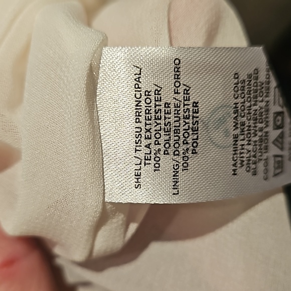 LOFT Sleeveless blouse size S .  off white color. - Picture 10 of 11